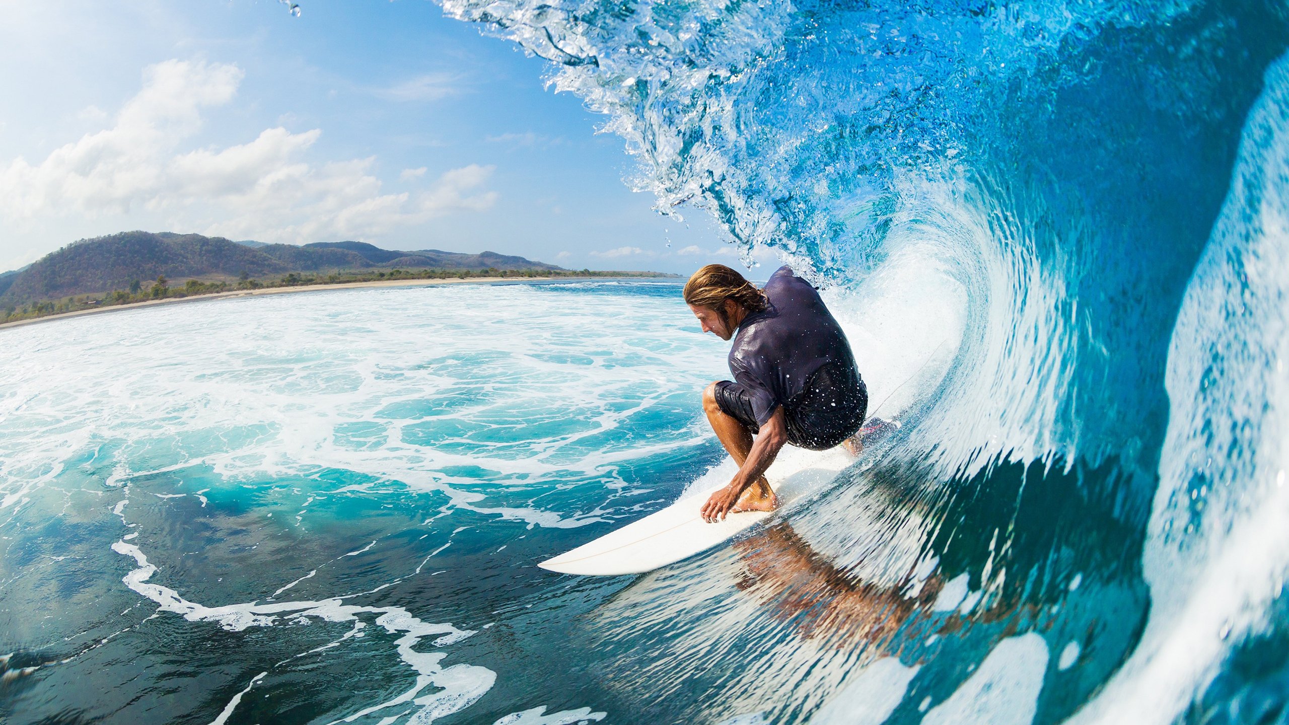 Ming新星晋级下一阶段表现突出，巴塞罗那前途光明！赛场气氛高涨