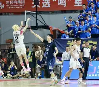 若昂·菲利克斯复出首秀出彩，广州队主场险胜山东泰山，豪取45连胜(若昂菲利克斯)